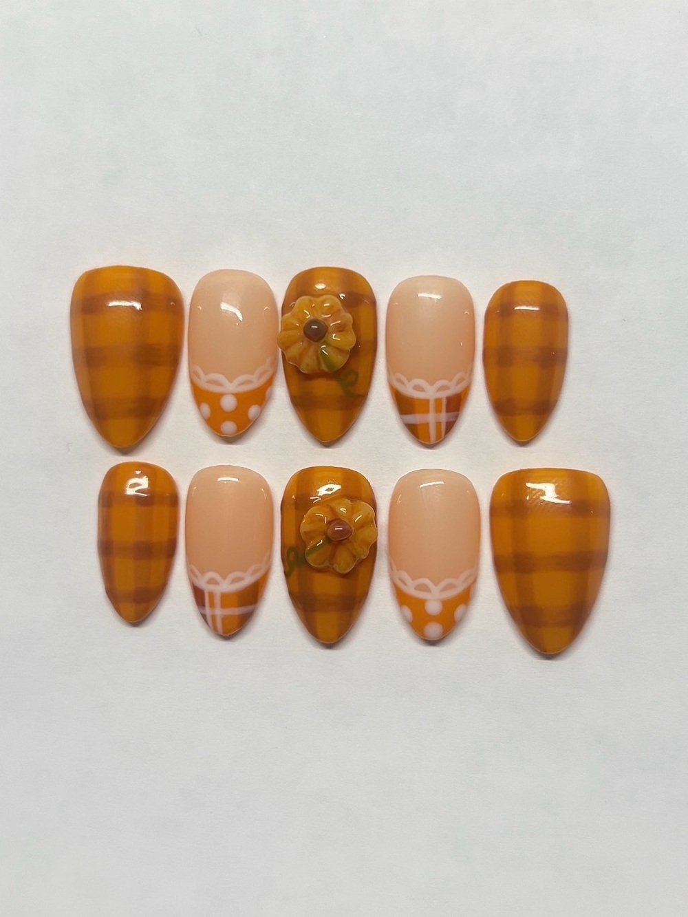 Handmade Amber Fall Plaid Press-On Nail Set